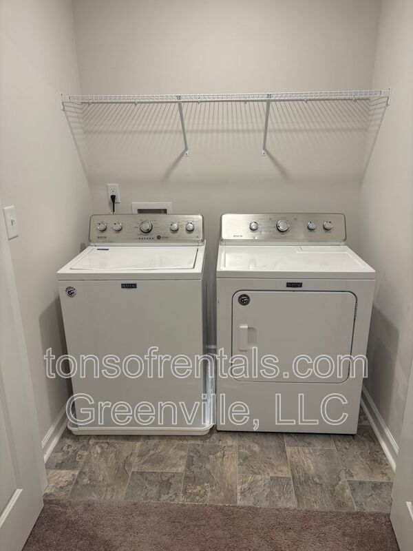Nice 3 bedroom, 2.5 bath townhome in Greenville property image