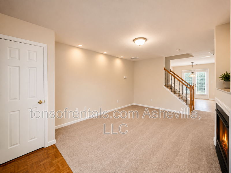 Welcome to this 3 bedroom 2.5 bath townhome located in the heart of Fletcher, NC! property image
