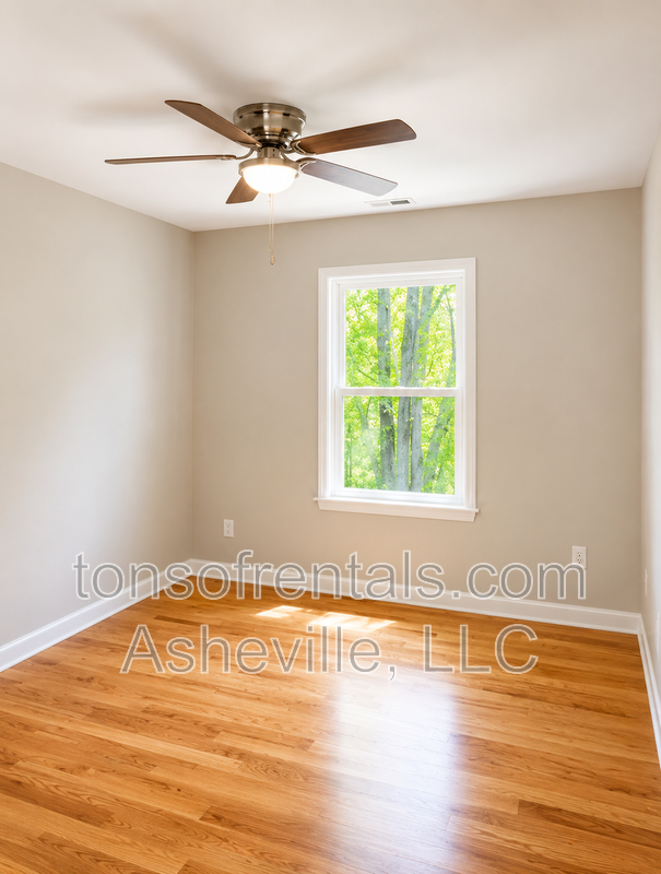 Welcome to this beautiful single level home located in Hendersonville, NC. This spacious home features 3 bedrooms and 2 full bathrooms, providing ample space for comfortable living. property image