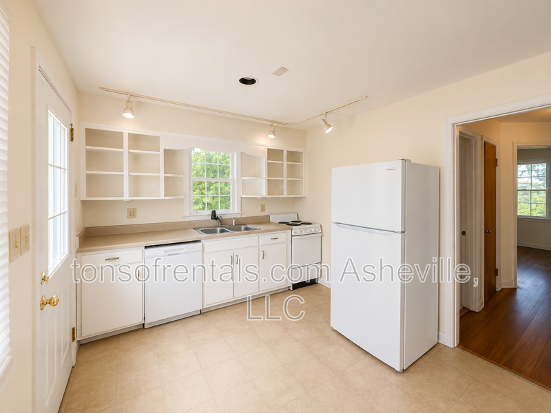 Looking for a home instead of an apartment? This charming 2-bedroom Asheville home offers hardwood floors, a private yard, driveway parking, central A/C and plenty of character—and dogs are welcome! property image