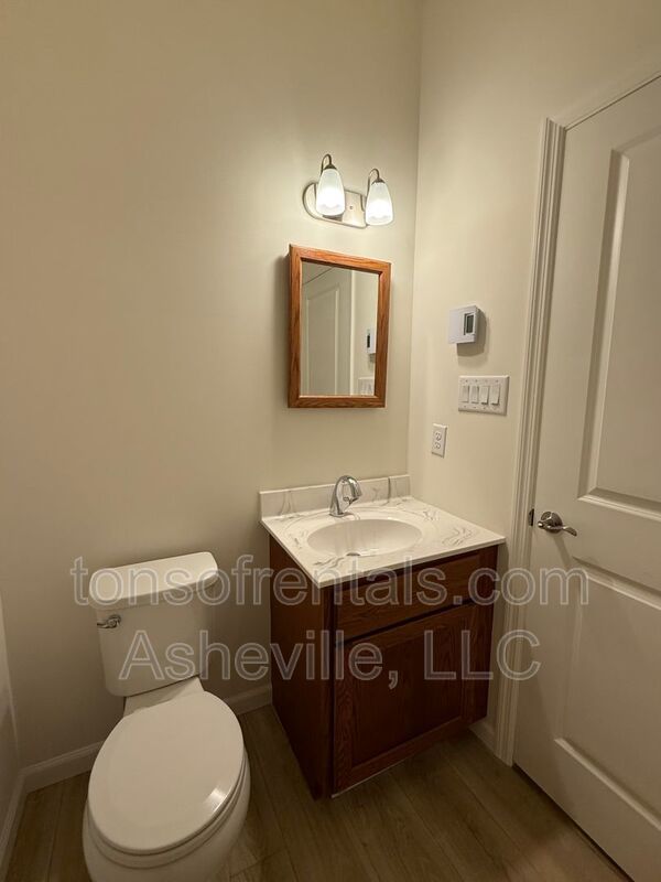 Brand New Downstair Duplex In Brevard property image