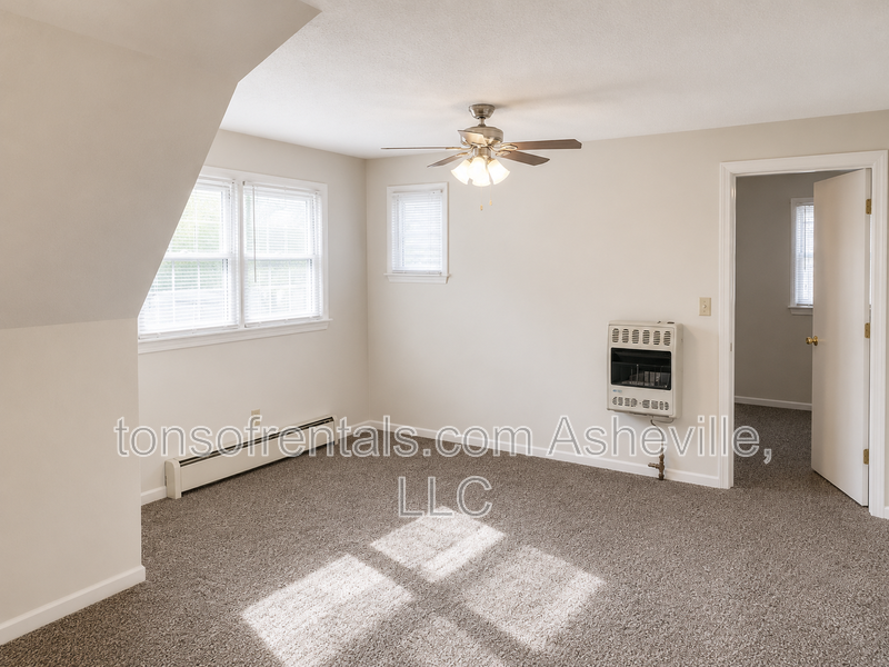 Rustic and Cozy Black Mountain Bungalow Apartment! property image