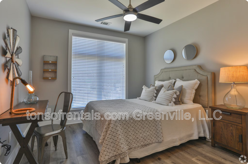 Modern 2br/2ba units @ Dunean Mill Apartments! property image