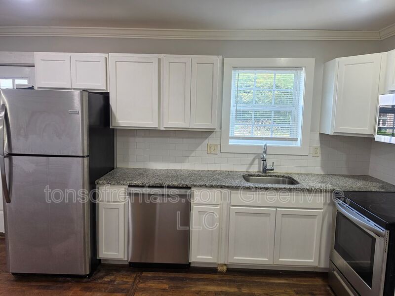 Cute 2 bedroom in Greenville property image