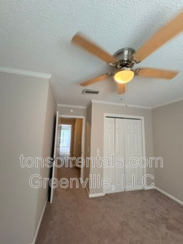 Beautiful townhome on hole #3 of Pebble Creek Golf Course in Taylors SC! property image