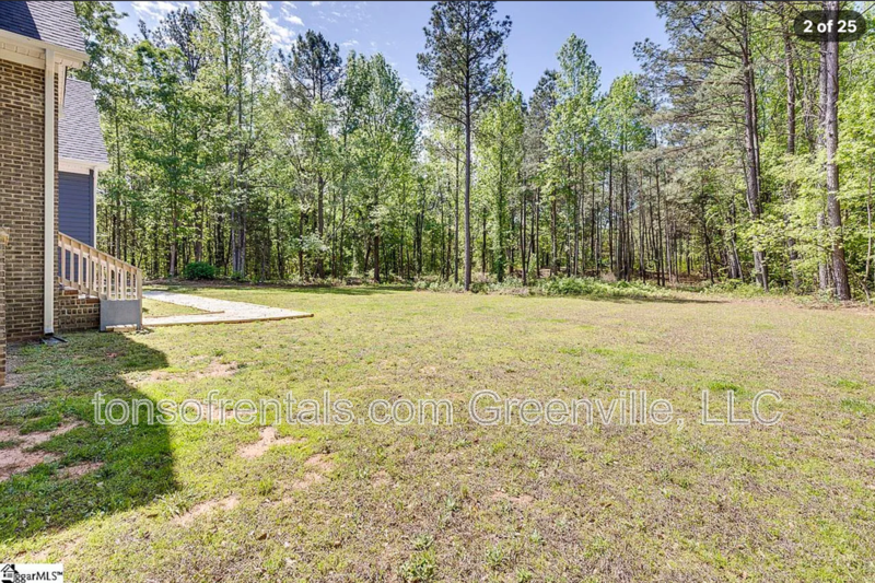 Stunning Custom Home on 5.01 Acres property image