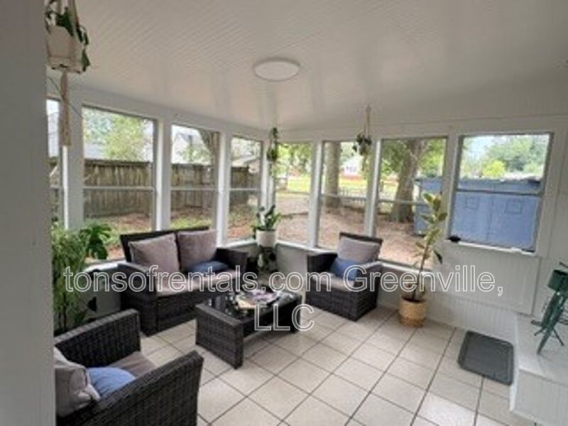 Character filled & fully furnished home in a great location! property image