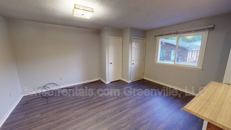 Nice 1 bedroom, 1 bath unit! property image