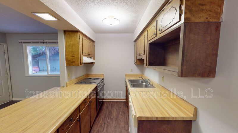 Nice 1 bedroom, 1 bath unit! property image