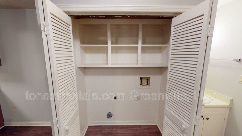 Nice 1 bedroom, 1 bath unit! property image