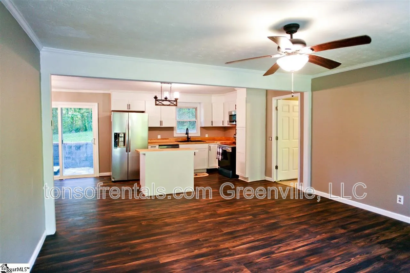 Beautiful home nicely renovated in Greenville SC! property image