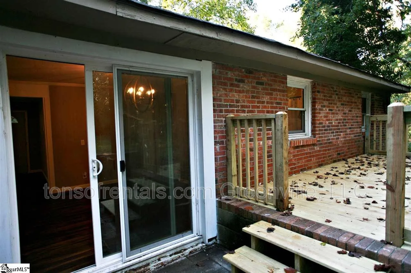 Beautiful home nicely renovated in Greenville SC! property image