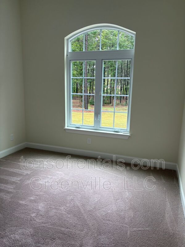 Stunning Custom Home on 5.01 Acres property image