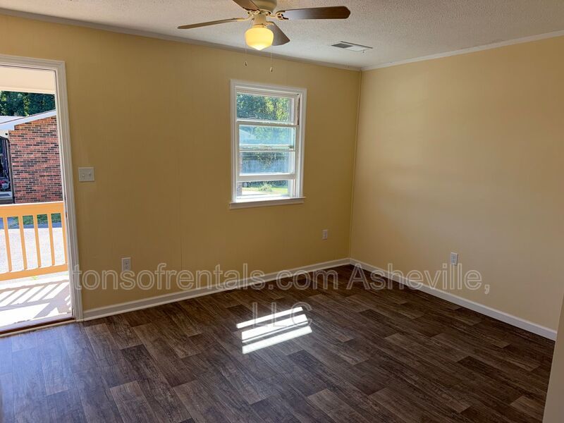Forest City One bedroom property image