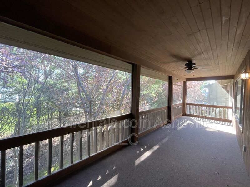 Welcome to this beautiful 3 bedroom, 2 bathroom condo located in Laurel Park, NC. property image