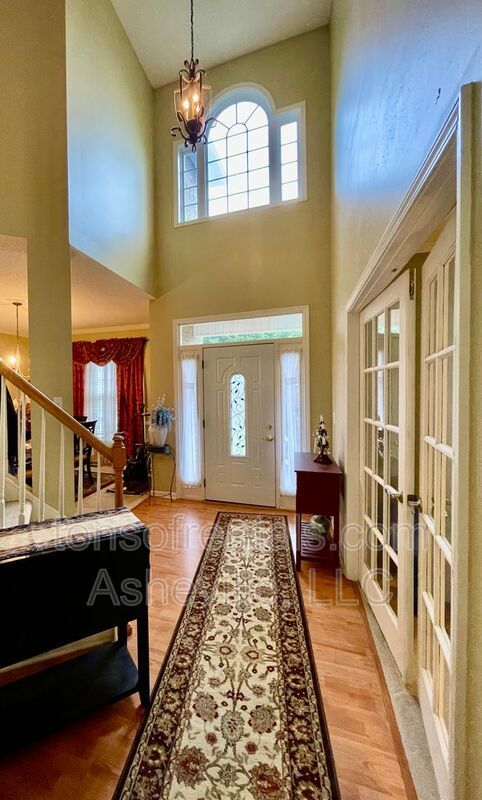 Welcome to this stunning 4-bedroom, 2.5-bathroom home located in the desirable Arden, NC area. property image