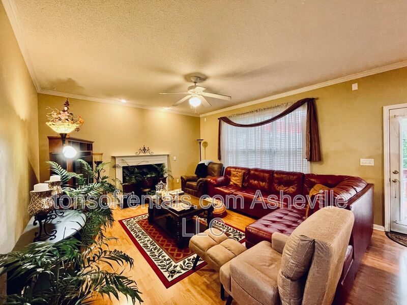 Welcome to this stunning 4-bedroom, 2.5-bathroom home located in the desirable Arden, NC area. property image