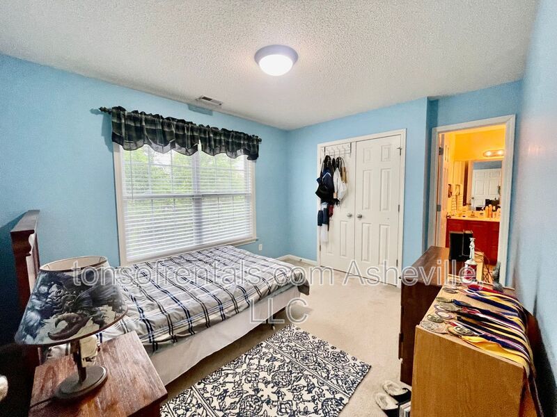 Welcome to this stunning 4-bedroom, 2.5-bathroom home located in the desirable Arden, NC area. property image