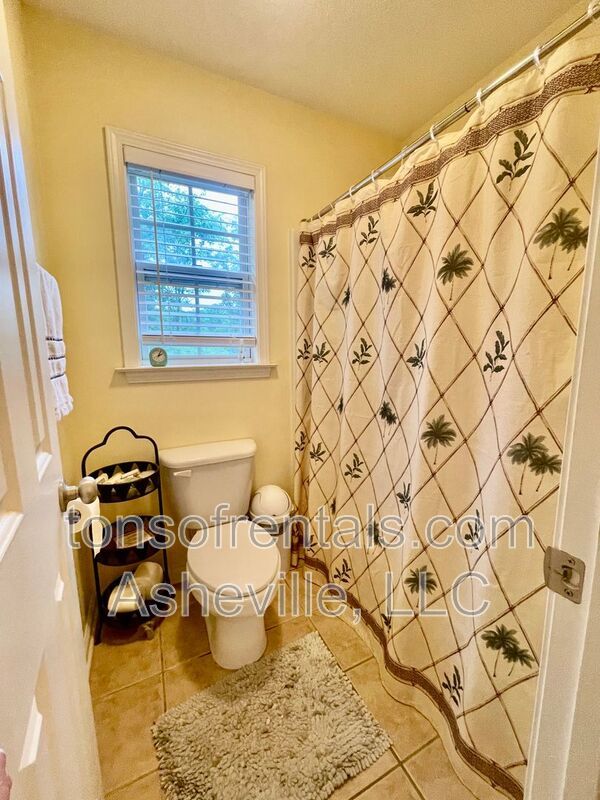 Welcome to this stunning 4-bedroom, 2.5-bathroom home located in the desirable Arden, NC area. property image