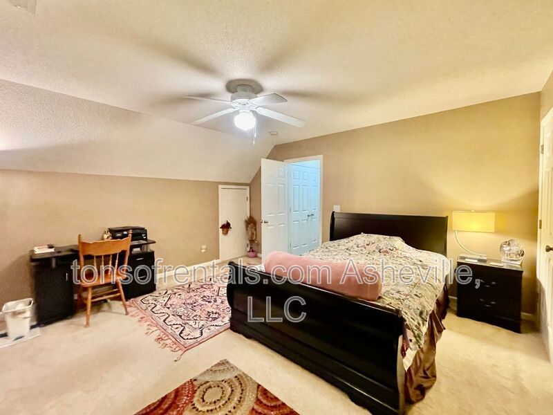 Welcome to this stunning 4-bedroom, 2.5-bathroom home located in the desirable Arden, NC area. property image