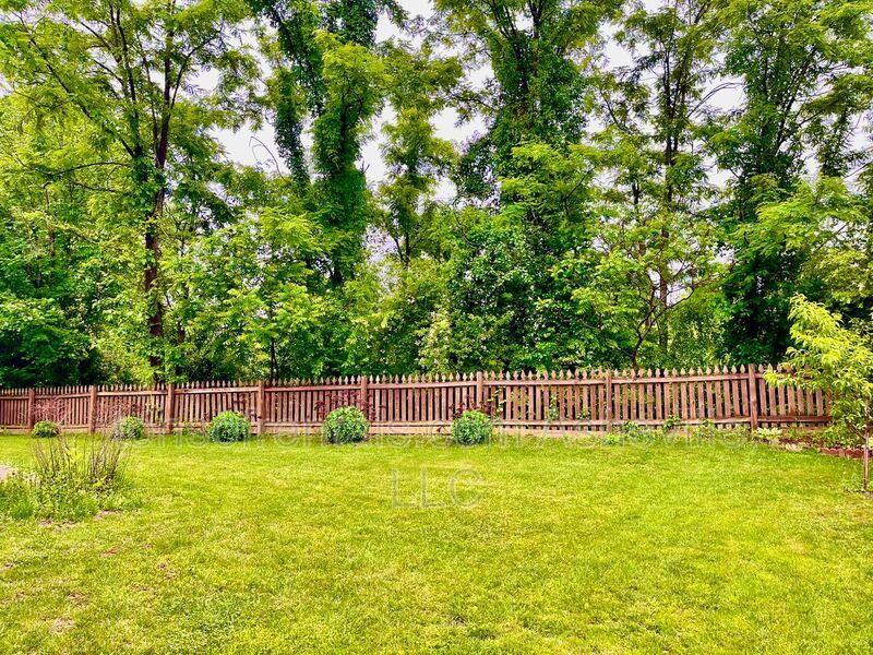 Welcome to this stunning 4-bedroom, 2.5-bathroom home located in the desirable Arden, NC area. property image
