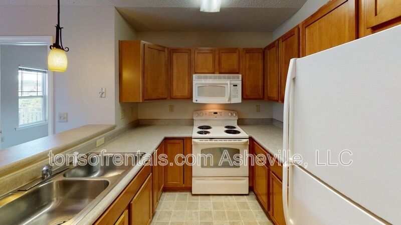 Hendersonville 2 bedroom property image