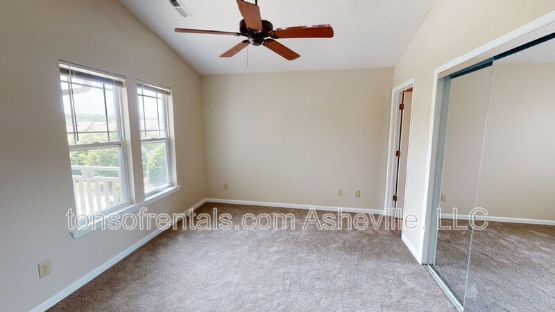 Hendersonville 2 bedroom property image