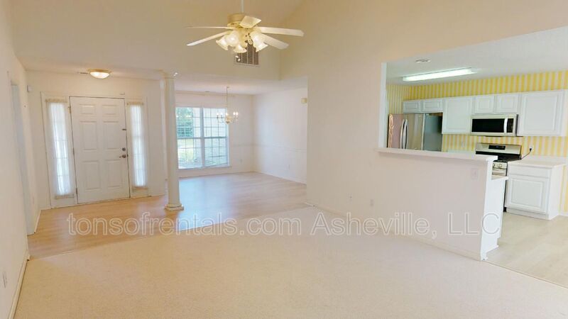 3 Bedroom Home in Livingston Farms property image
