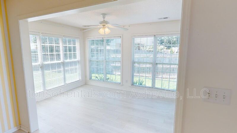 3 Bedroom Home in Livingston Farms property image