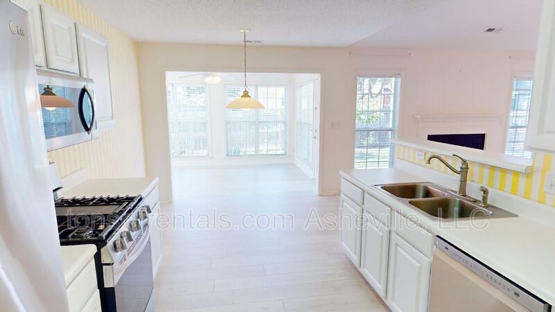 3 Bedroom Home in Livingston Farms property image