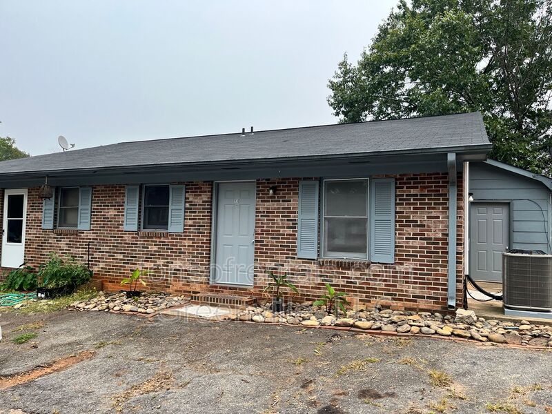 Cute 1 bedroom duplex in Spartanburg property image