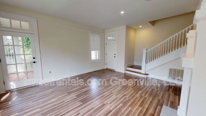 Historic and renovated beautiful home in walking distance to downtown Spartanburg! property image