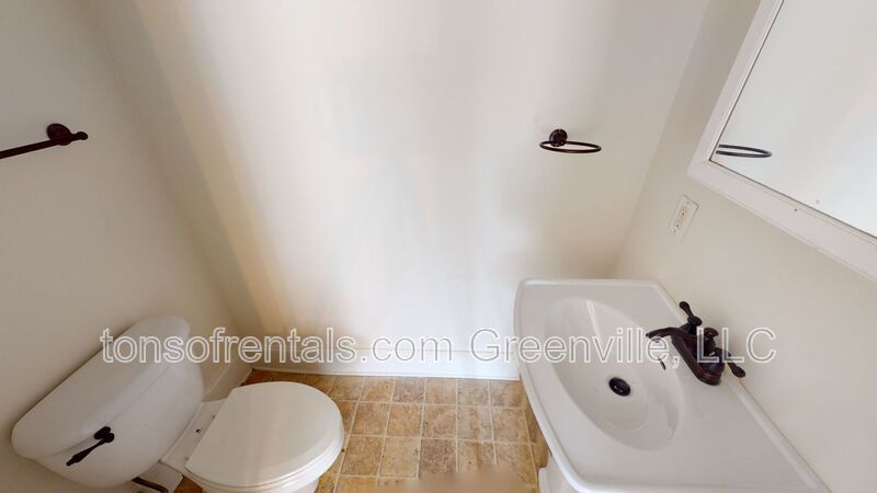 Historic and renovated beautiful home in walking distance to downtown Spartanburg! property image