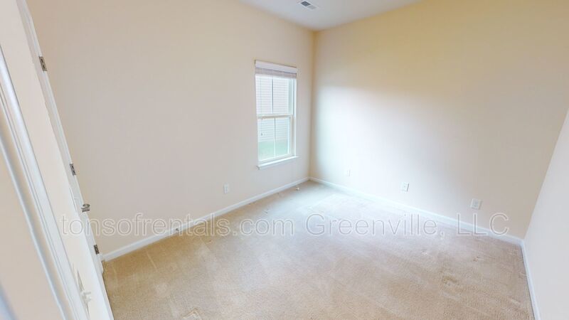 Spacious home in great location of Simpsonville! property image