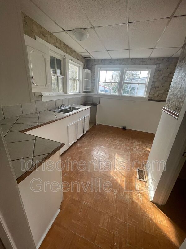 Spacious 3 bedroom is Gaffney! property image