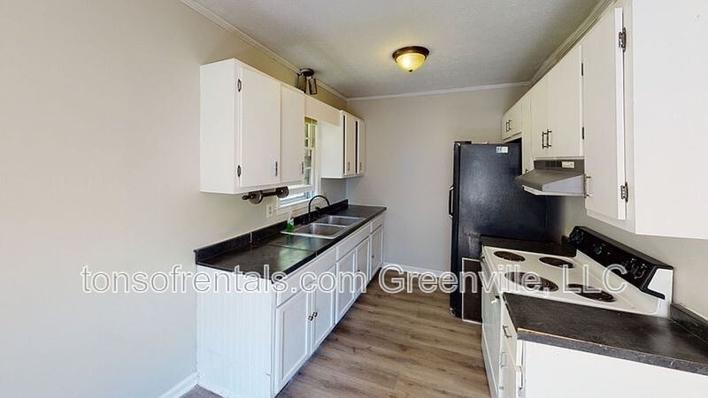 Nice 3 bedroom 1.5 bath home in Easley SC! property image