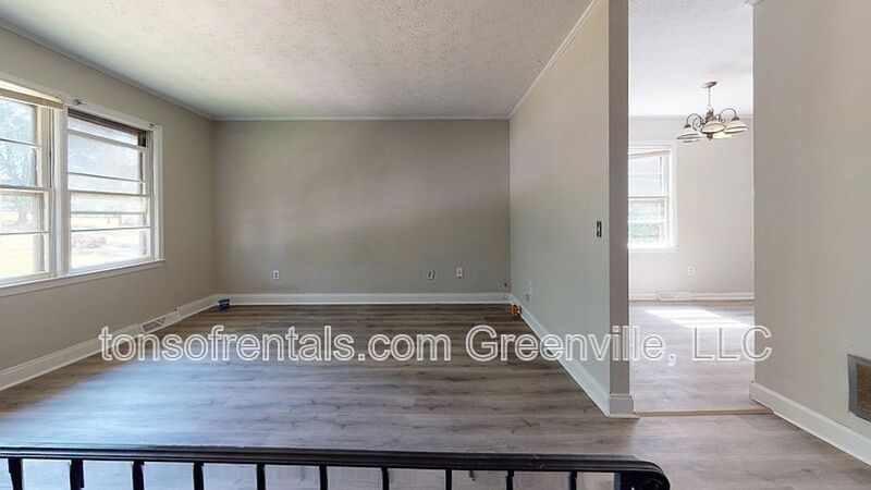 Nice 3 bedroom 1.5 bath home in Easley SC! property image