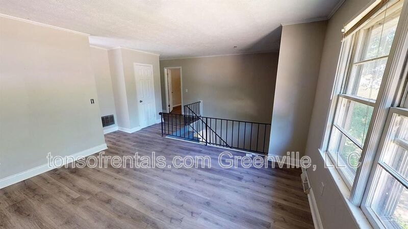 Nice 3 bedroom 1.5 bath home in Easley SC! property image