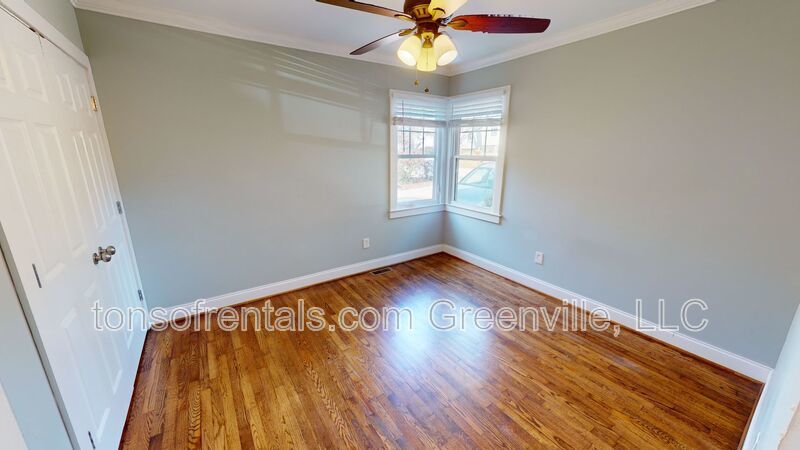 Cute 2 bedroom 1 bathroom property image