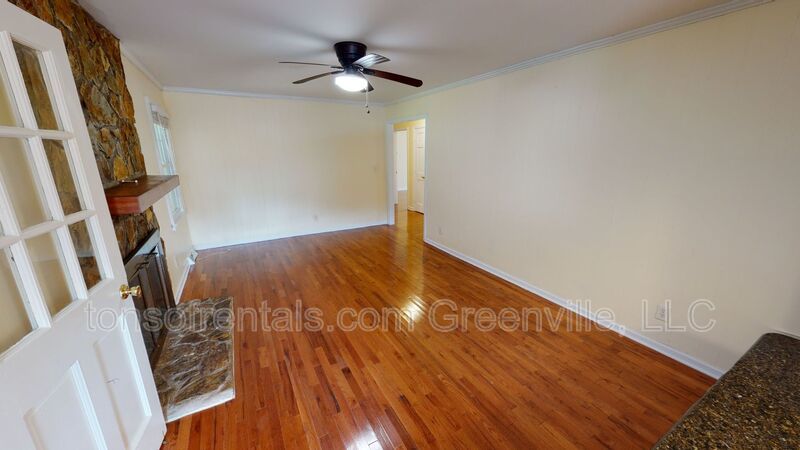 Elegant home with two Master Suites, two family rooms and in an excellent location of Greenville! property image