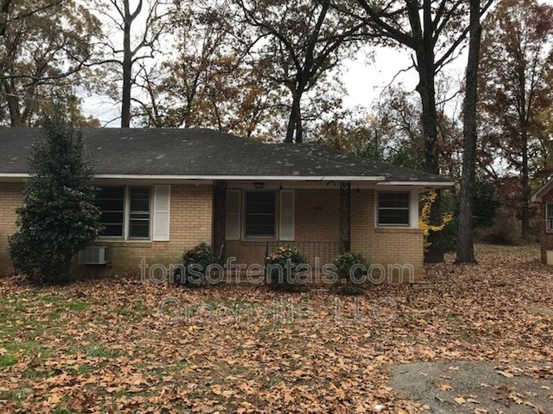 Cute 2 bedroom duplex in Spartanburg! property image