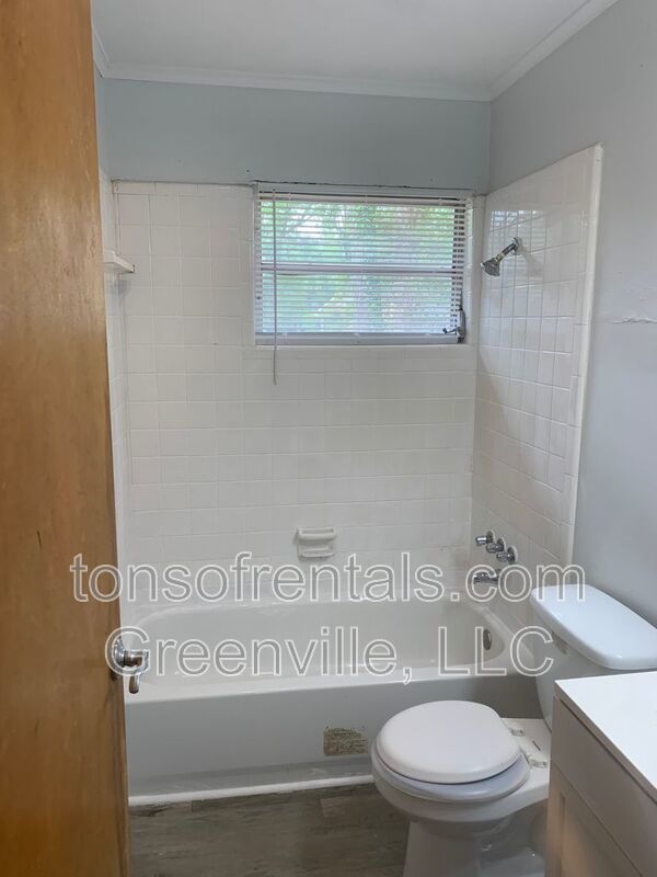 Cute 2 bedroom duplex in Spartanburg! property image