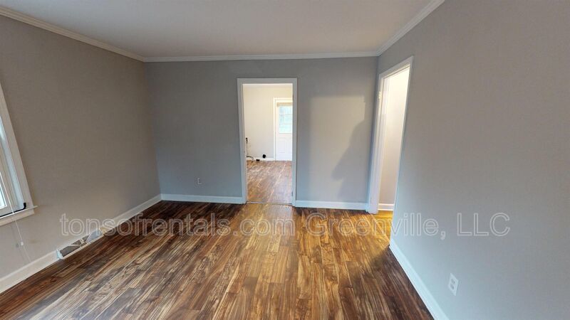 2 bedroom duplex in Greenville property image