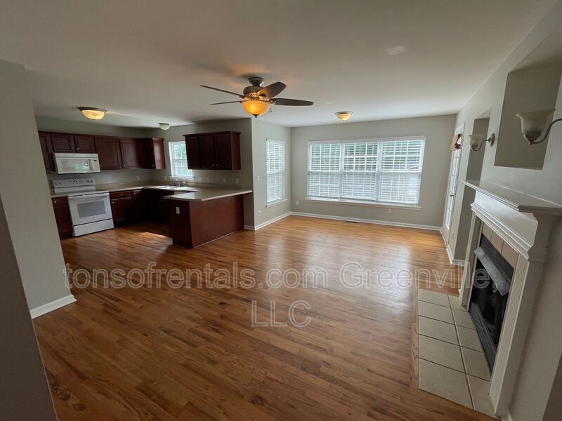 Beautiful 4 bedrooom home in Lyman SC property image