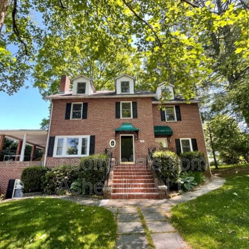 Griffin Manor is an incredibly restored four-plex located in the historic Hyman Heights district! property image