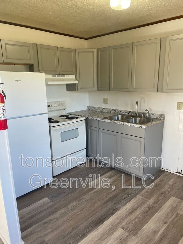 Cute 2 bedroom duplex in Spartanburg property image