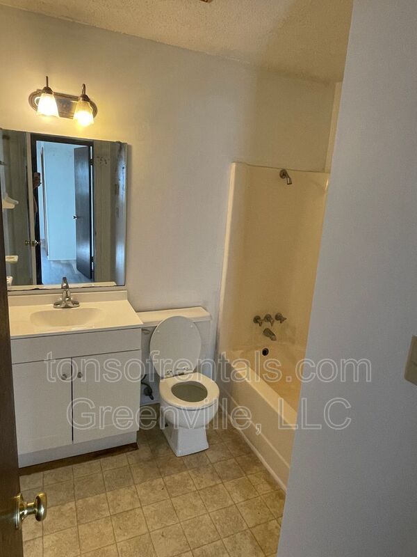 Cute 2 bedroom duplex in Spartanburg property image