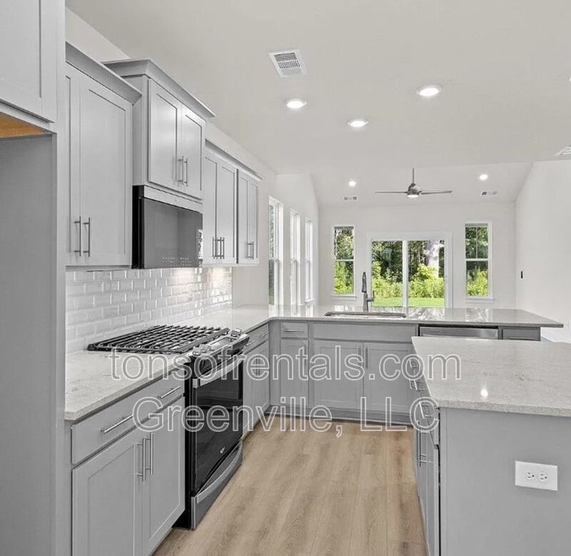 Executive Single Family Home at Trailside at Drayton Mills! property image