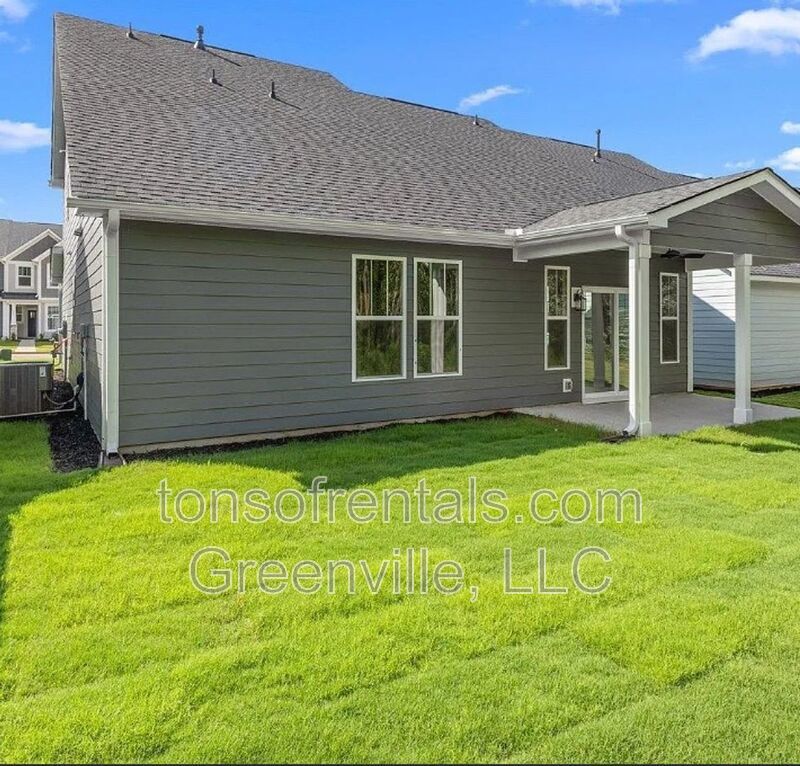 Executive Single Family Home at Trailside at Drayton Mills! property image