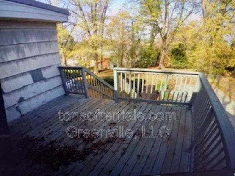 Gorgeous home in excellent location of Greenville SC! property image